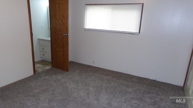 Exterior Newly Painted. Welcome to this well-maintained and - photo 24