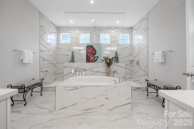 Stylish South Shore Sanctuary with Spectacular Outdoor Living - photo 27