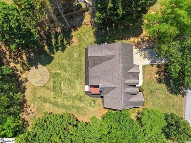 Welcome to 1 Brooke Lee Circle in Taylors, SC .... a beautifully - photo 30