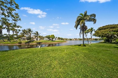 This spacious one-story villa is ideally located in the heart of - photo 30