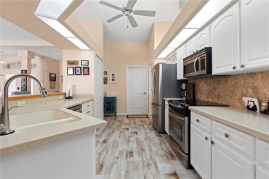 MOVE-IN READY, FURNISHED PGI HOME W/STUNNING GOLF COURSE VIEWS & - photo 9