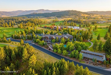 Experience refined golf course living in this newer Luxury - photo 46