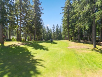 Golf Course Home - Manicured and Updated - photo 14
