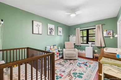 Spacious and versatile apartment featuring an extra-large living - photo 8