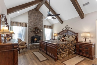 Welcome to this beautiful 3-bedroom, 2.5-bath home with an - photo 20