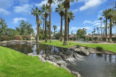 Lakes at Lakes Country Club Condo Sale Pending in Palm Desert California