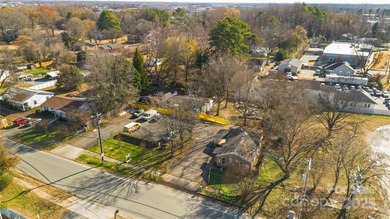 Commercial building and land for sale in Charlotte, NC, located