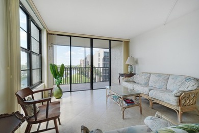 STUNNING WATER VIEWS! Rare private end-unit overlooking the - photo 6