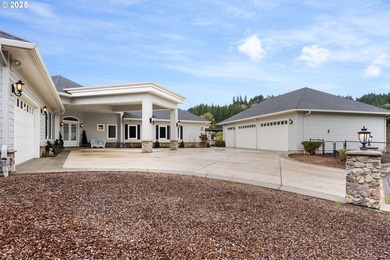 PRIVATE LEWIS RIVER ESTATE - LUXURY SINGLE-LEVEL LIVING on 2.56 - photo 38