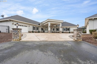 PRIVATE LEWIS RIVER ESTATE - LUXURY SINGLE-LEVEL LIVING on 2.56 - photo 39