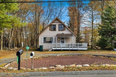 Lake Carobeth Home For Sale in Tobyhanna Pennsylvania