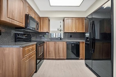 Huntington Lakes Condo For Sale in Delray Beach Florida