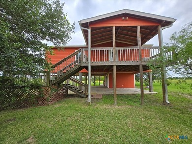 Welcome home to *The Cape!* This 1,514 sq ft home is nestled on - photo 1