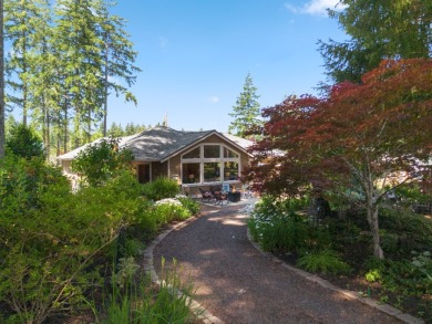 Golf Course Home - Manicured and Updated - photo 15