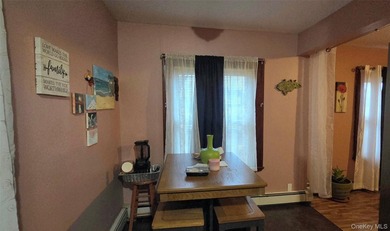 Welcome to this spacious and inviting Colonial in Freeport - photo 12