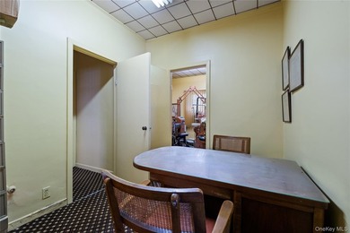 Welcome to 1026 West Broadway, a rare mid-century modern home - photo 13