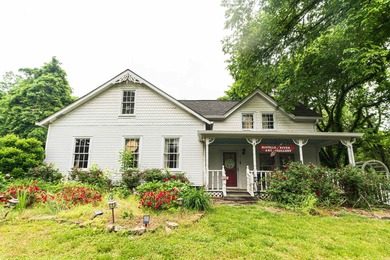 Buffalo River Home For Sale in Gilbert Arkansas