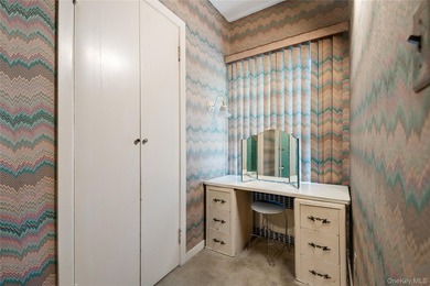 Welcome to 1026 West Broadway, a rare mid-century modern home - photo 21