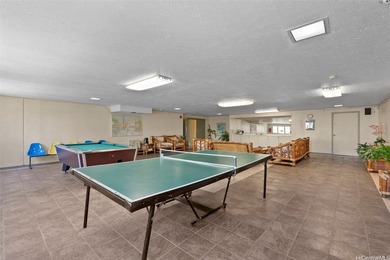 High-floor Aloha Lani unit in central Waikiki with sweeping - photo 24
