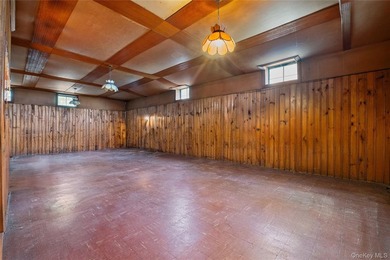 Welcome to 1026 West Broadway, a rare mid-century modern home - photo 25