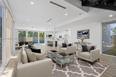 Highly sought-after Shenandoah! Spacious 5-bedroom, 5-bath home - photo 9