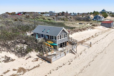 Set along the shoreline of Cape Cod Bay, this rare North Truro - photo 36