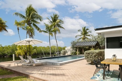 Welcome to your Key West waterfront retreat. This 3bedroom 2bath - photo 4