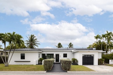Welcome to your Key West waterfront retreat. This 3bedroom 2bath - photo 8