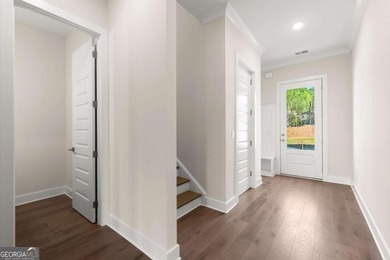 The Emery Gable offers luxury, flexibility, and incredible - photo 16