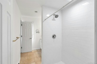 Country Living , Not Far from Water, Over 1 Acre, 4 Bedrooms, 2 - photo 16