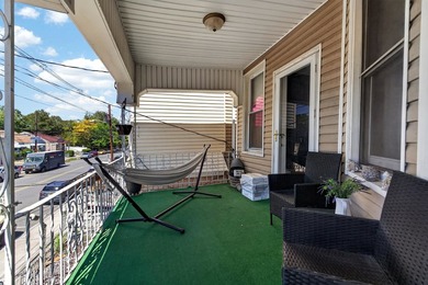 Exceptional opportunity to own a beautifully maintained - photo 19