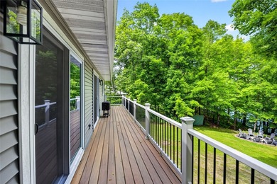 Like new, extensively remodeled Long Lake Retreat! Experience - photo 20