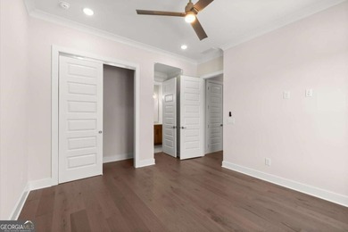 The Emery Gable offers luxury, flexibility, and incredible - photo 24