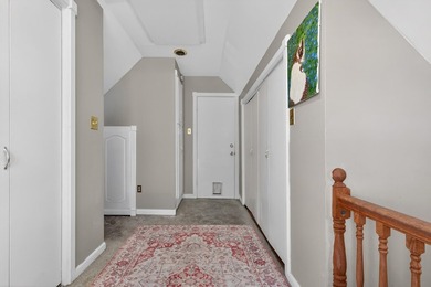 Exceptional opportunity to own a beautifully maintained - photo 24