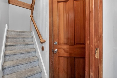 Exceptional opportunity to own a beautifully maintained - photo 29