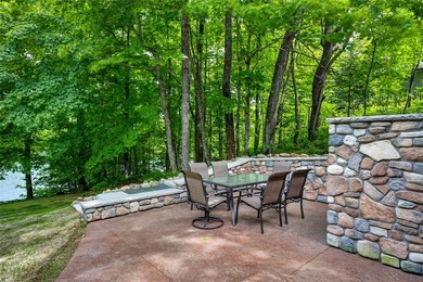 Like new, extensively remodeled Long Lake Retreat! Experience - photo 33