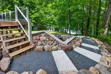 Like new, extensively remodeled Long Lake Retreat! Experience - photo 34