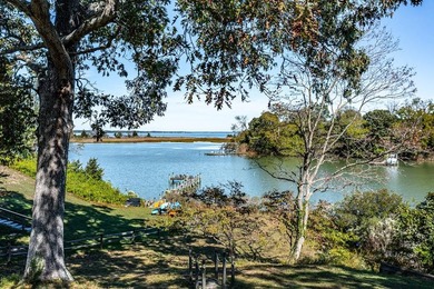 This charming waterfront home offers 275' of shoreline plus a - photo 5