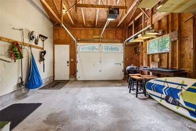 Like new, extensively remodeled Long Lake Retreat! Experience - photo 45
