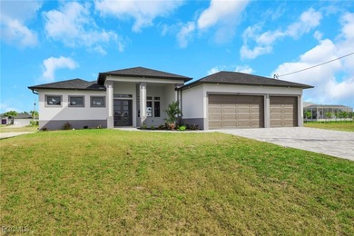 Cape Coral Lakes Area Home For Sale in Cape Coral Florida