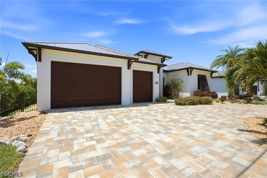 3100 Surfside Blvd Cape Coral 33914 DIRECT GULF ACCESS WESTERN - photo 3