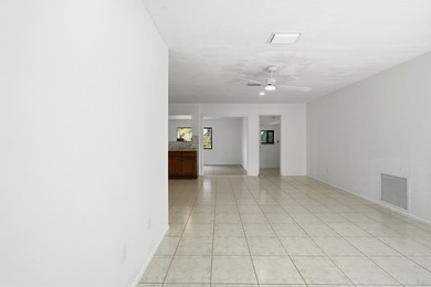 Charming and affordable 2-bedroom, 2-bath home in the heart of - photo 4