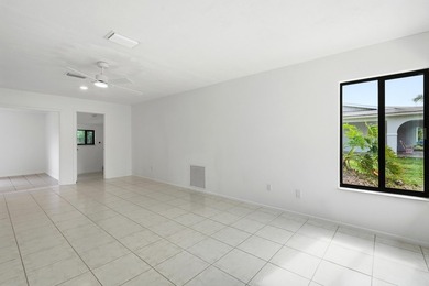 Charming and affordable 2-bedroom, 2-bath home in the heart of - photo 5
