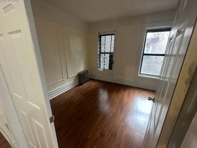 Welcome to 30 Macomb Place! This beautiful 2-bedroom coop in - photo 15