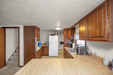 Extremely rare two house property with some of the most amazing - photo 17