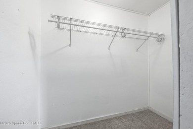 INVESTOR OR FIRST TIME HOME BUYERS! FHA QUALIFIED! This home - photo 21