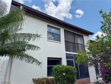 Great Opportunity! First-floor condo with two bedrooms and two - photo 3