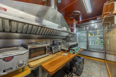 A 22-unit hotel property with an existing restaurant/cafe space - photo 28