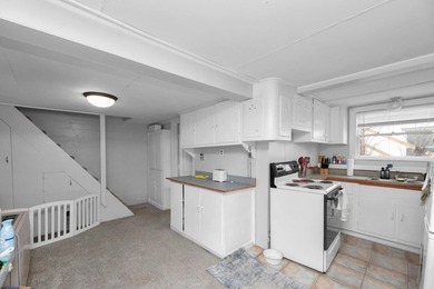 Extremely rare two house property with some of the most amazing - photo 30