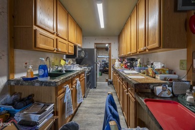 A 22-unit hotel property with an existing restaurant/cafe space - photo 31